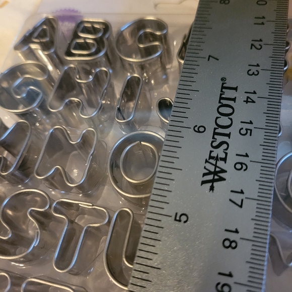 NIB Wilton 37 pcs Alphabet & Numbers Cut Outs for Fondant - Picture 5 of 5